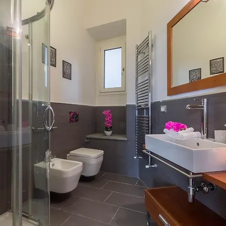 Apartamento Helmi34 - Dotato Di Tutti I Comfort Nel Centro Di Cagliari